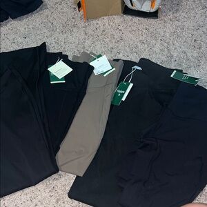 Halara leggings BUNDLE NEW✨✨✨